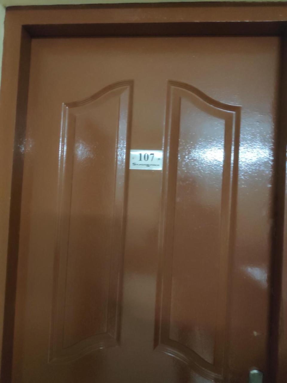 Hotel Silver Space Ernakulam Esterno foto